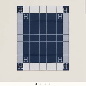 Beautiful Hermes Avalon throw blanket, purchased June 2020. New w box and papers